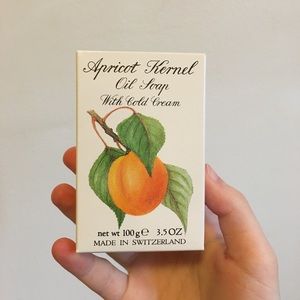 Vintage Crabtree & Evelyn Apricot Soap
